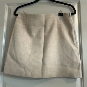 Light beige H&M’s skirt